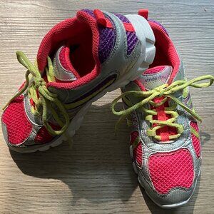 Stride Rite Girls Propel 2 Pink/Purple Lace Sneaker Size: 2.5